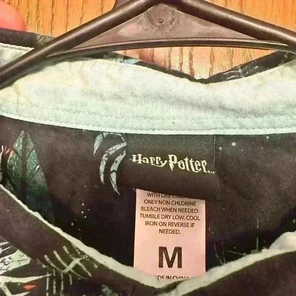 Harry Potter Shirt Mens M Black Green Forbidden Forest Wizard Button Hot Topic - Picture 3 of 8